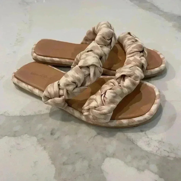 Universal Thread Meg Knotted Slide Sandals Almond Brown Women’s Size 6 - Picture 2 of 6